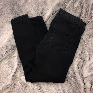 Black skinny jeans